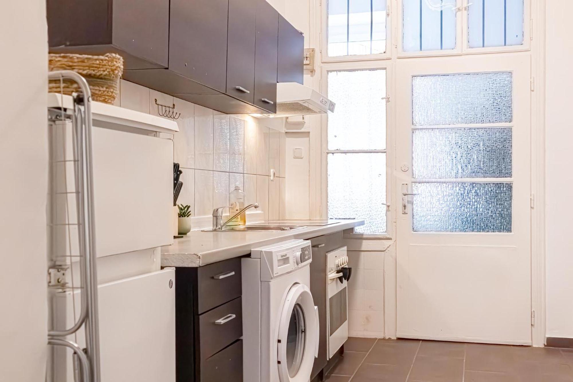 Economy Living- 1br In The Heart Of Appartement Wenen
