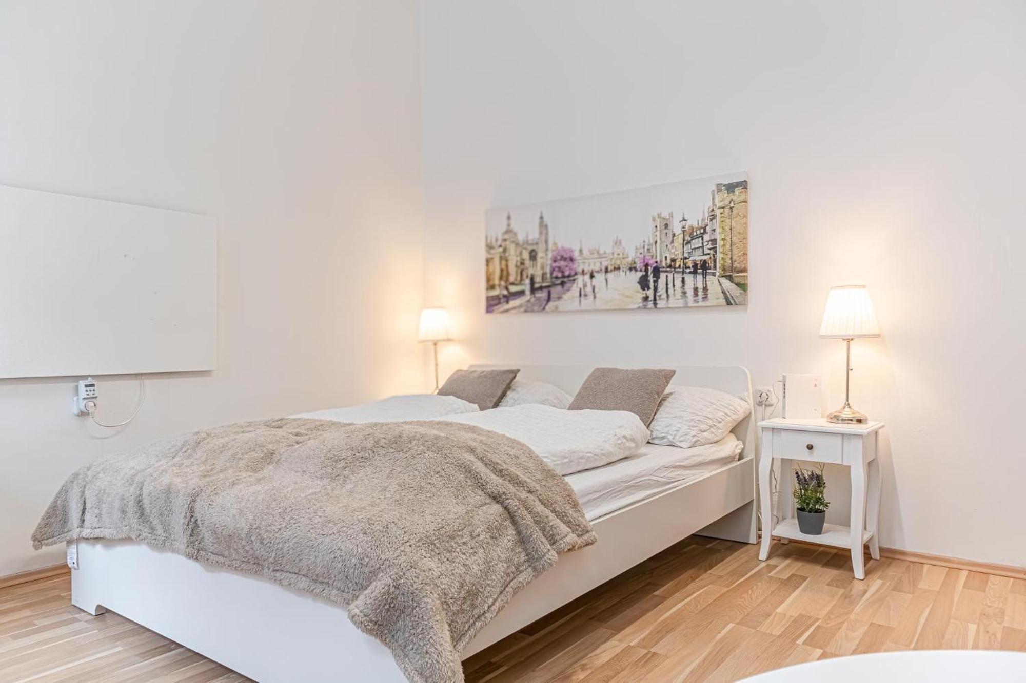 Economy Living- 1br In The Heart Of Appartement